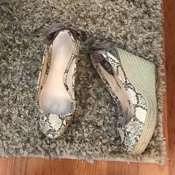 Coach Wedges With Back ribbon size 8.5 - Picture 3 of 7